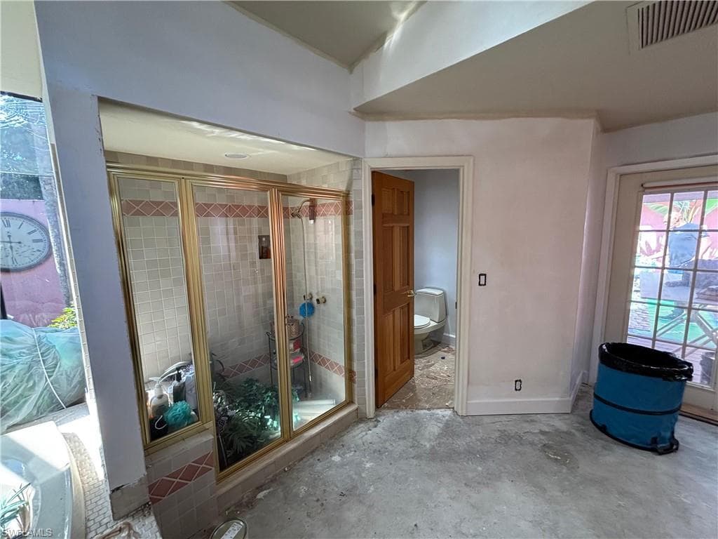 13680 Brynwood LN-14