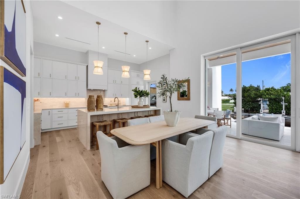 2778 Shoreview DR-12