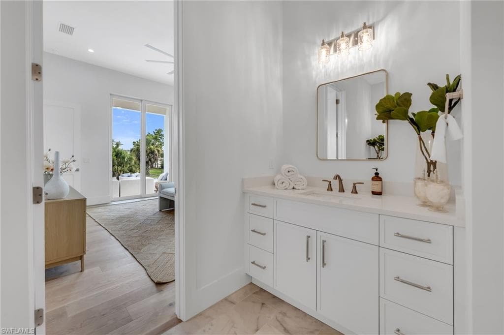 2778 Shoreview DR-21