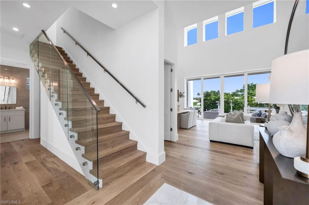 2778 Shoreview DR-29
