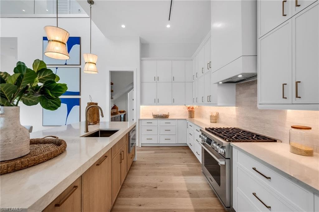 2778 Shoreview DR-3