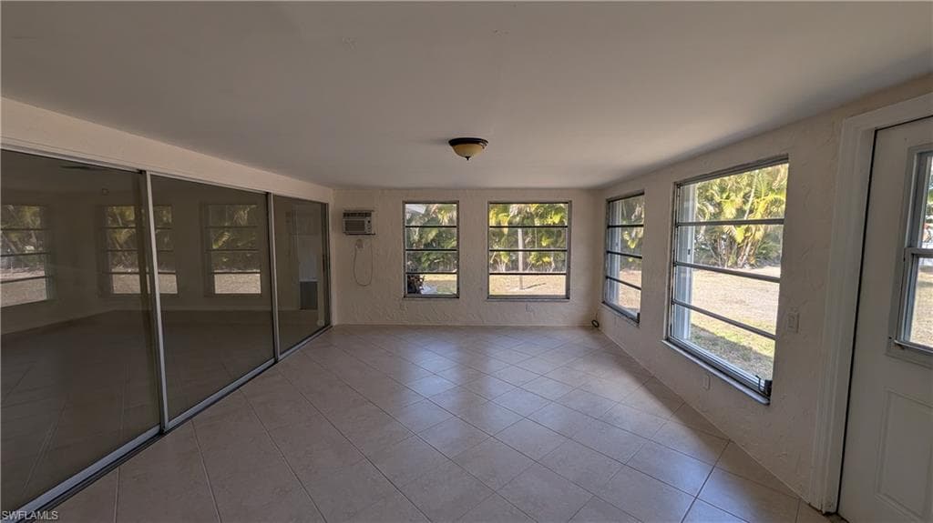 1329 Oaklawn CT, FORT MYERS FL 33919-12