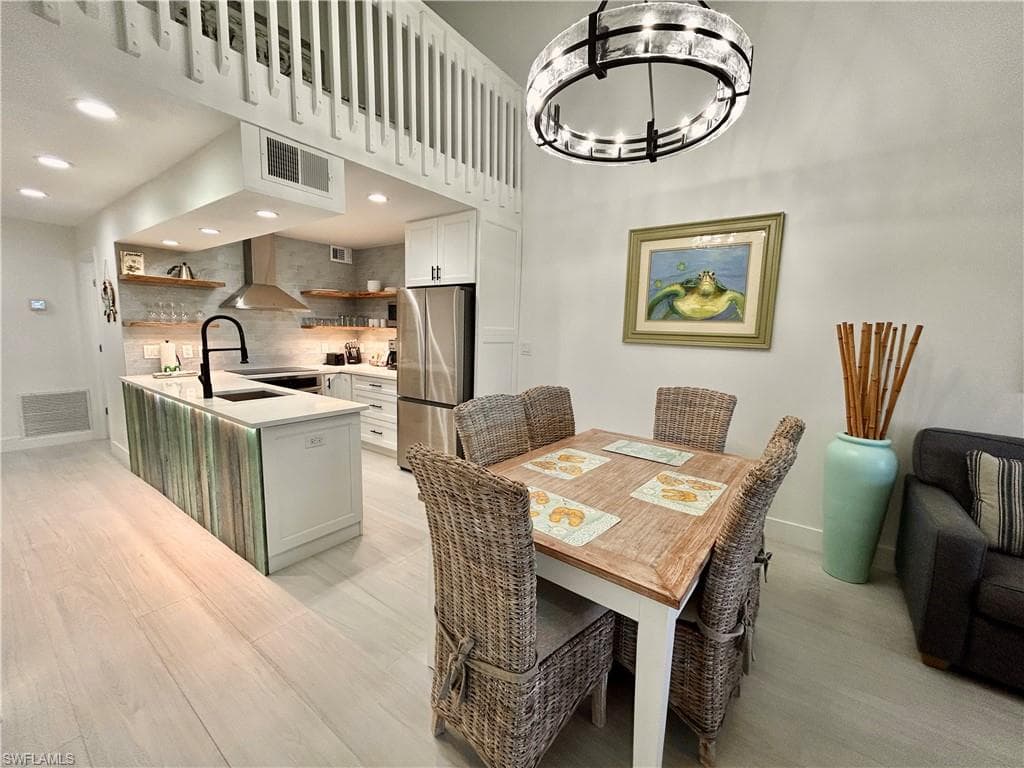 2122 Gulf Beach Villas, CAPTIVA FL 33924-6