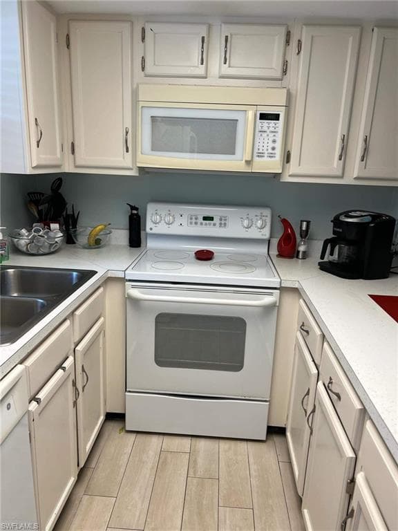87 Collier BLVD F4-5