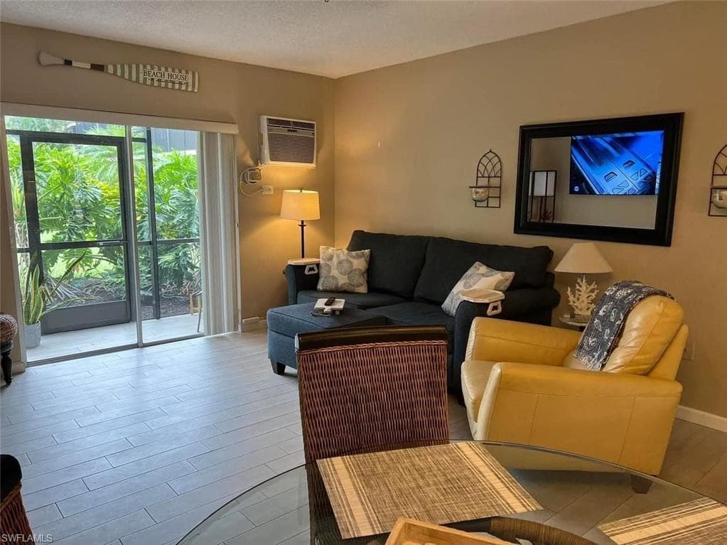 87 Collier BLVD F4-4