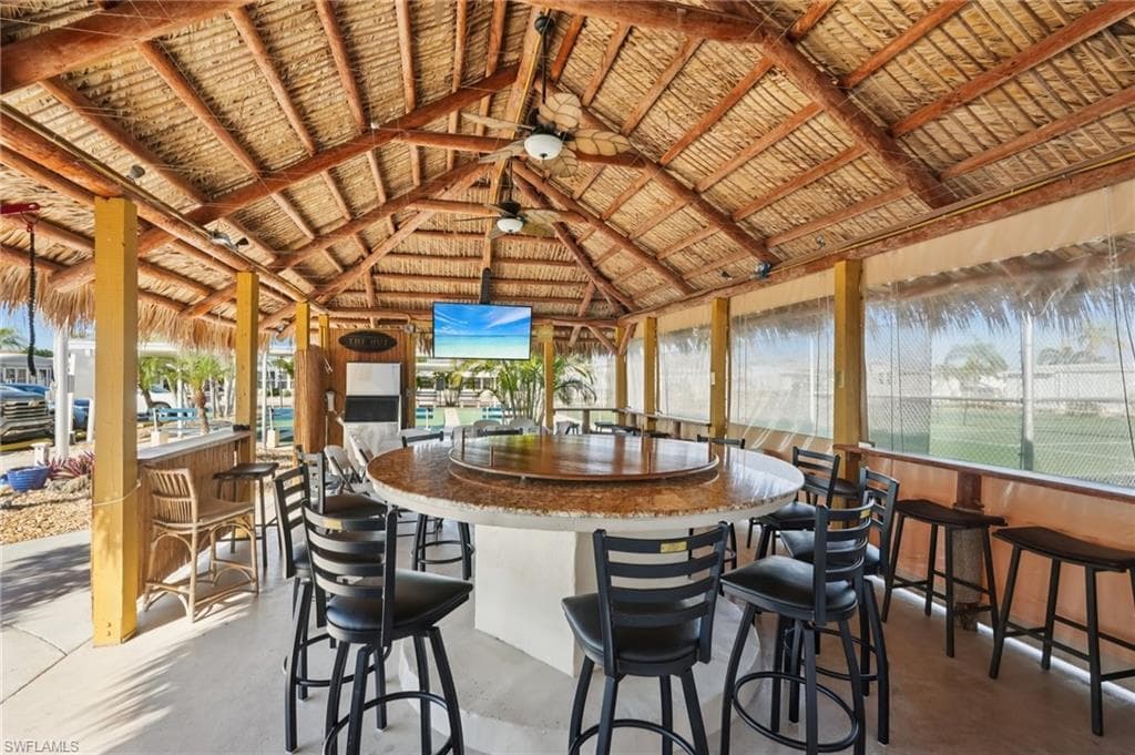 121 Kim DR # 121, NAPLES FL 34104-34