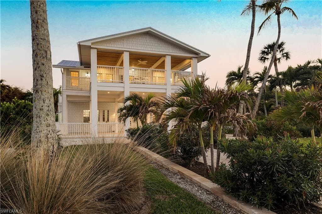 8241 Main ST, BOKEELIA FL 33922-6