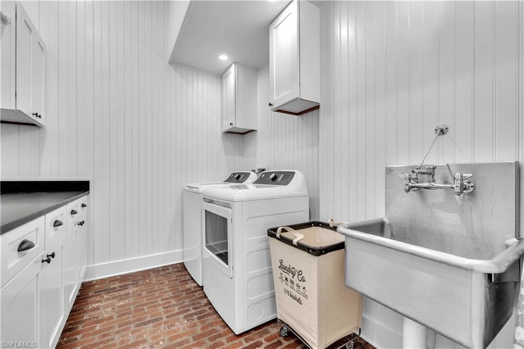 8241 Main ST, BOKEELIA FL 33922-23