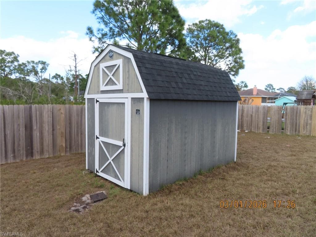 335 Piper ST NW, LAKE PLACID FL 33852-2