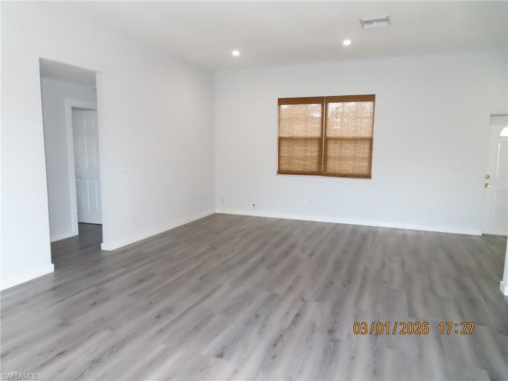 335 Piper ST NW, LAKE PLACID FL 33852-3