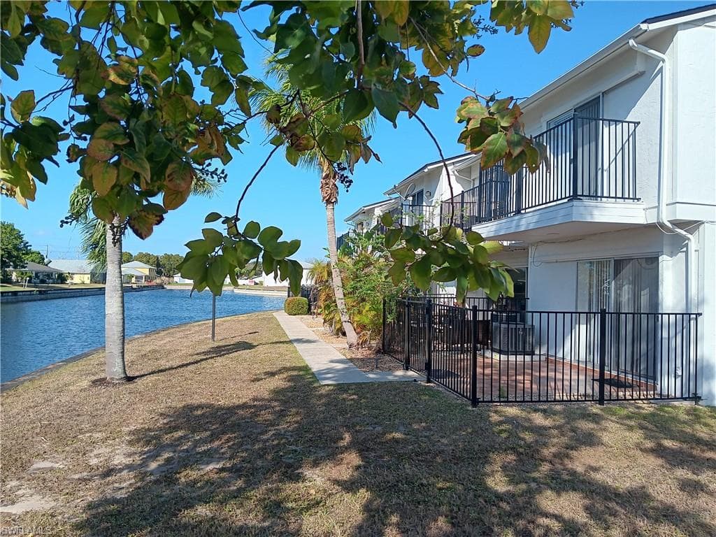 1300 SE 7th ST # 101, CAPE CORAL FL 33990-2