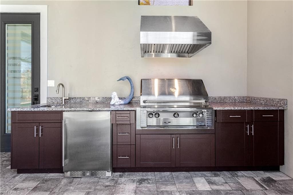 5501 Harbour Preserve CIR, CAPE CORAL FL 33914-46