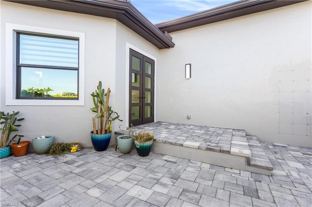 5501 Harbour Preserve CIR, CAPE CORAL FL 33914-37