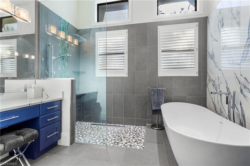 5501 Harbour Preserve CIR, CAPE CORAL FL 33914-32