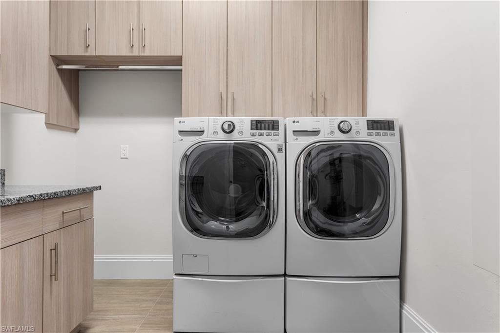 5501 Harbour Preserve CIR, CAPE CORAL FL 33914-39