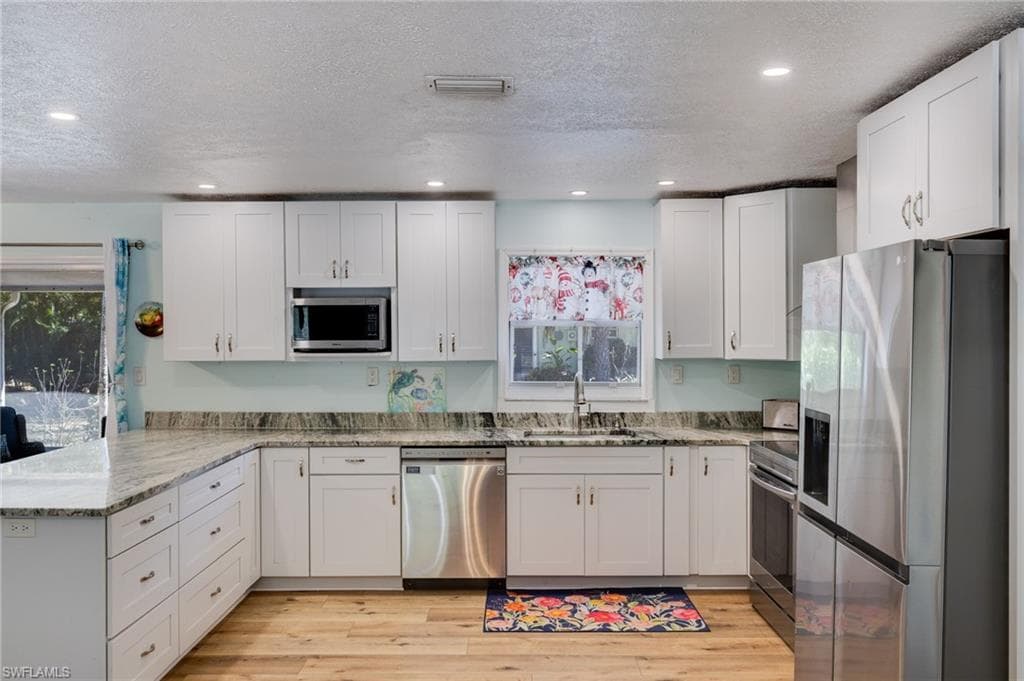 12490 Cristi WAY, BOKEELIA FL 33922-7