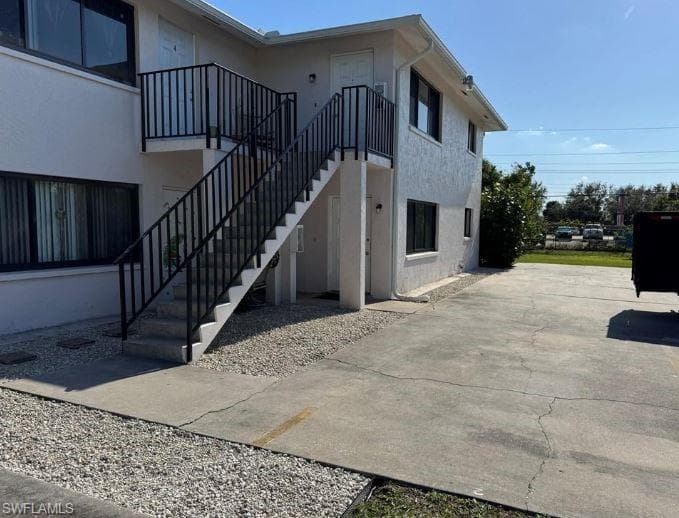 13401 1st ST, FORT MYERS FL 33905-1