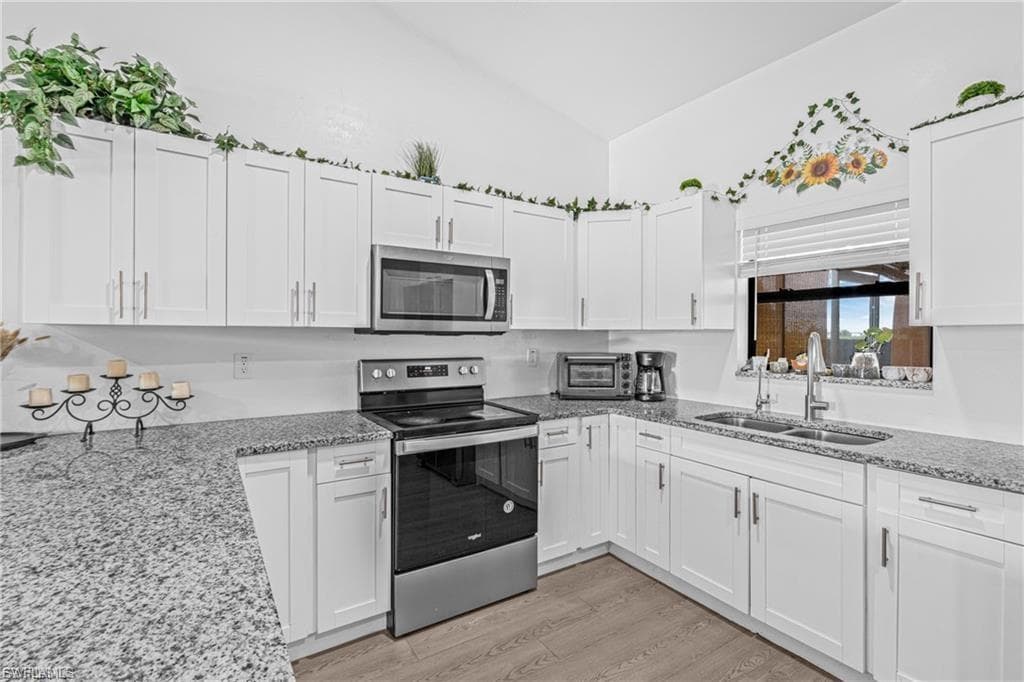 9012 S Indio CT, LABELLE FL 33935-18