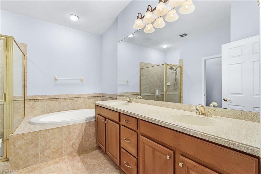 9180 Spanish Moss WAY # 922, BONITA SPRINGS FL 34135-23