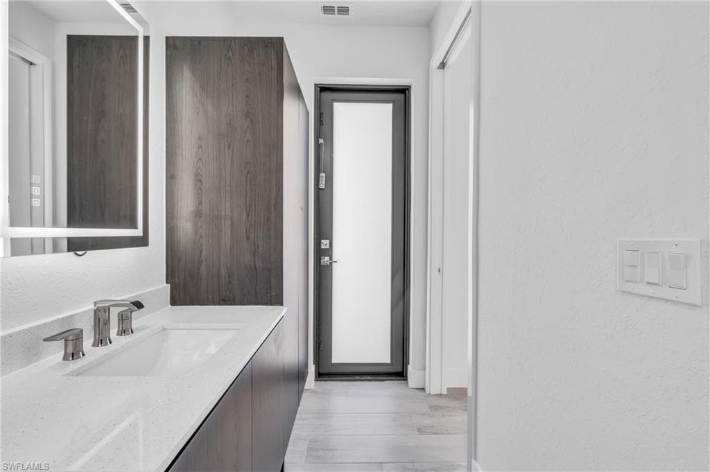 9402 Arrid CIR-25