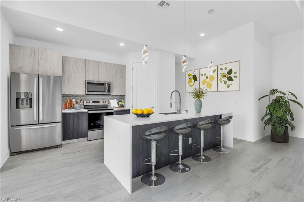 9402 Arrid CIR-10