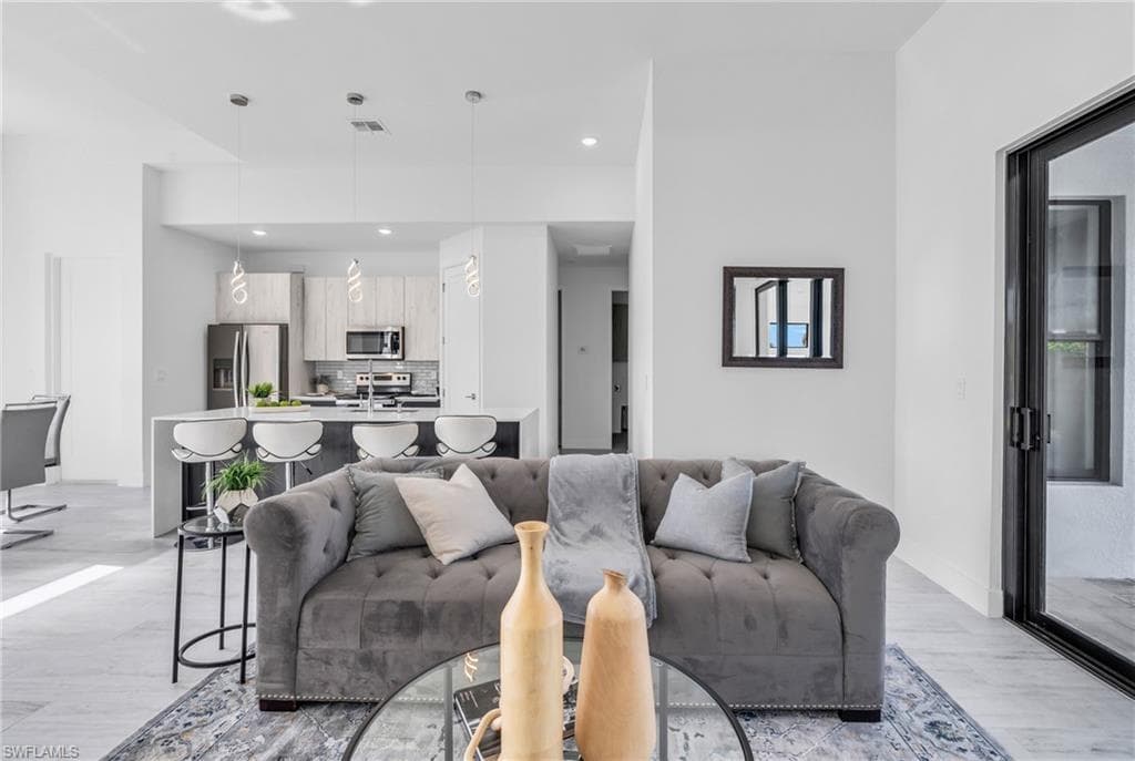 9402 Arrid CIR-7