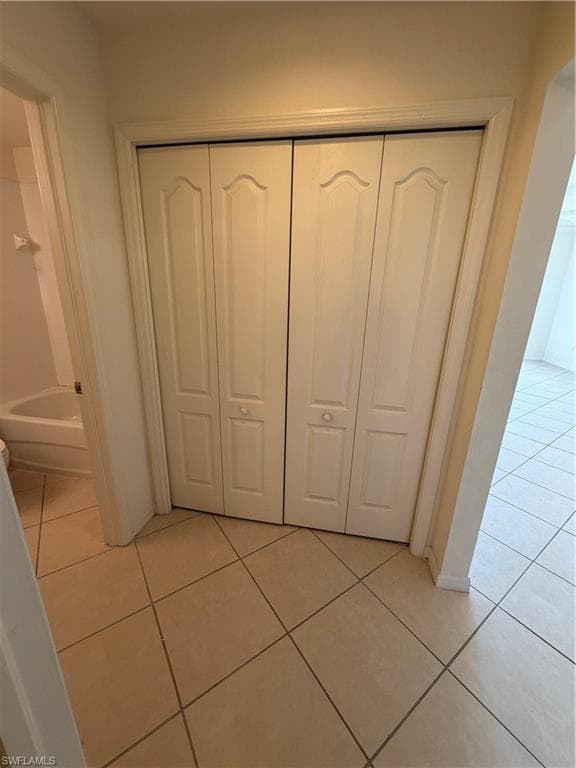 19930 Barletta LN 1313-22