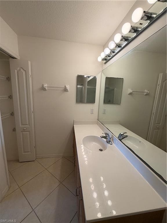 19930 Barletta LN 1313-16