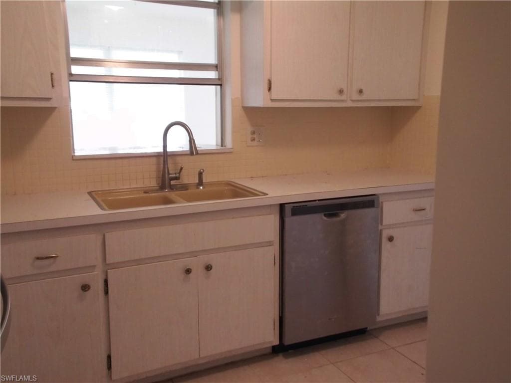 242 S Lake DR-5