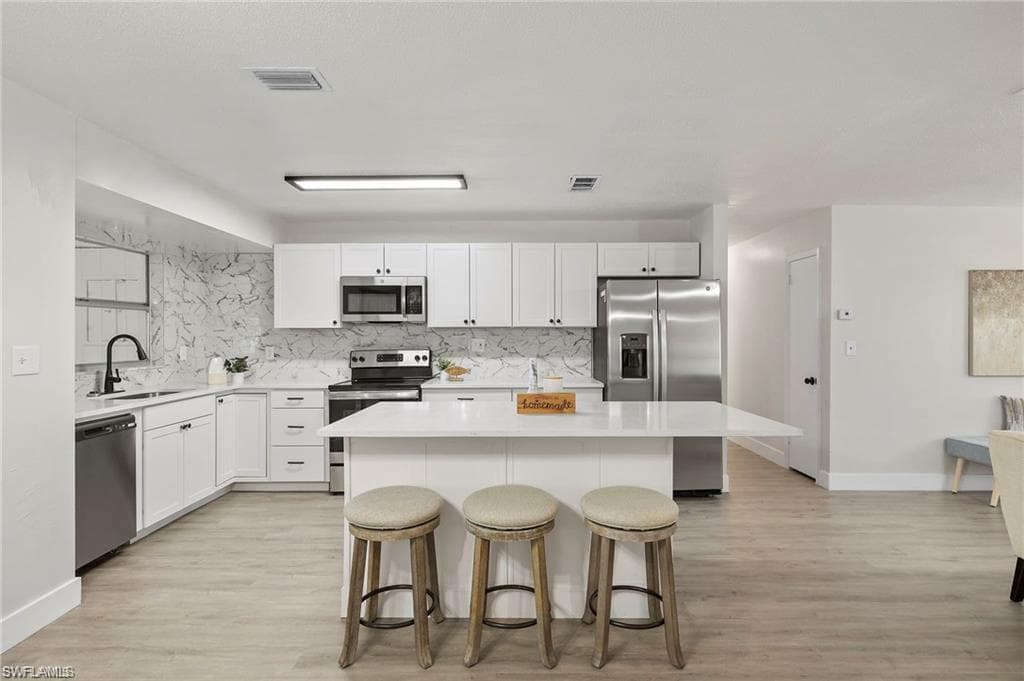 1334 Ellendale CIR-1