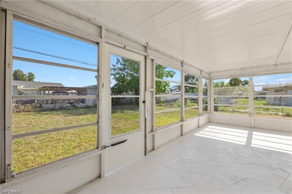 1334 Ellendale CIR-6