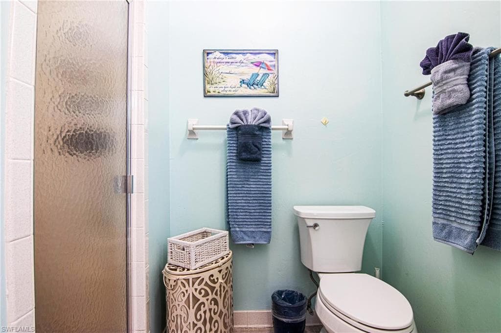 6725 Winkler RD 203C-26