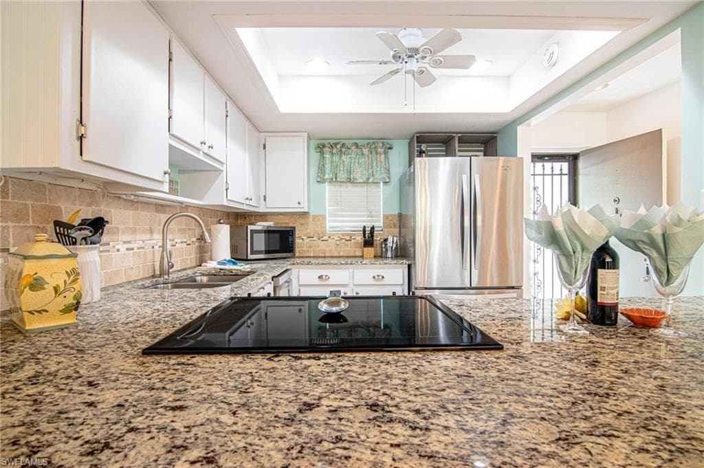 6725 Winkler RD 203C-16