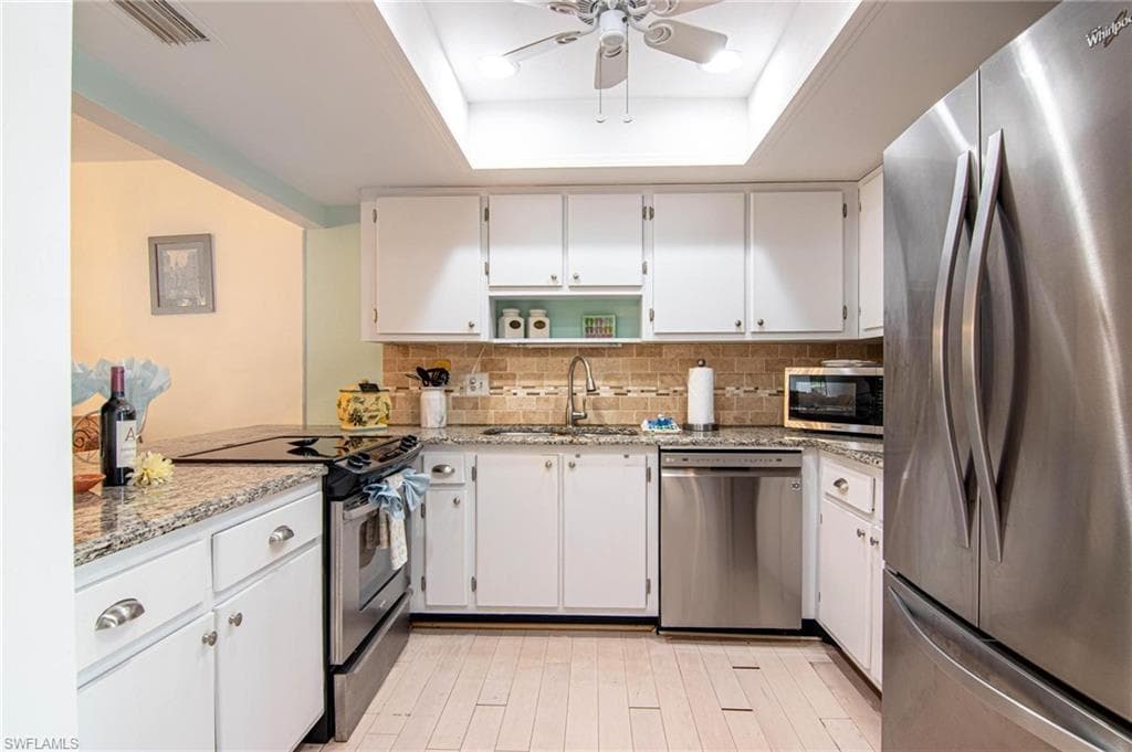 6725 Winkler RD 203C-11
