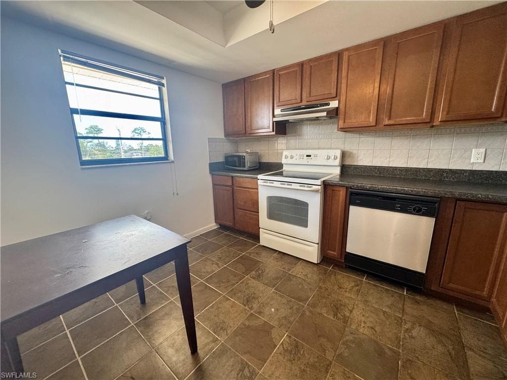 9395 Pennsylvania AVE 37-2