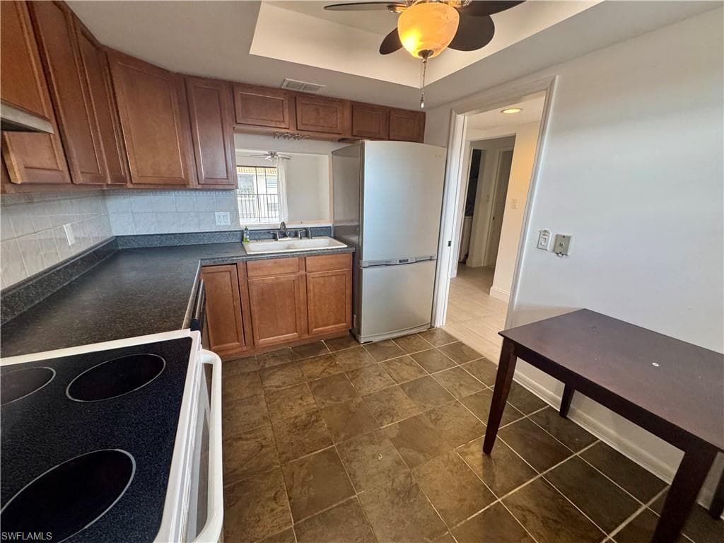 9395 Pennsylvania AVE 37-3