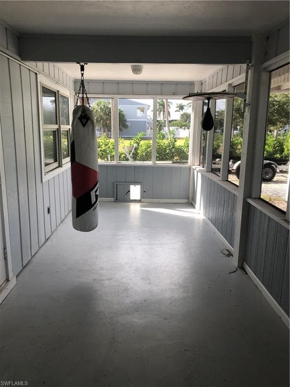 16303 Shoal CT-33