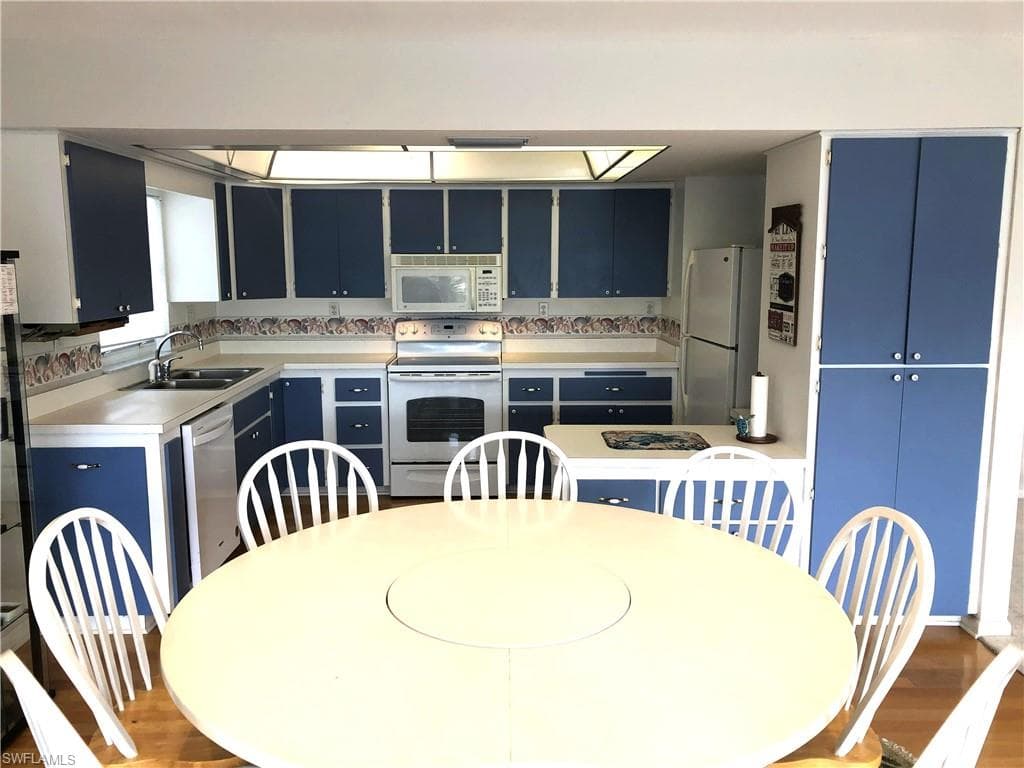 16303 Shoal CT-9