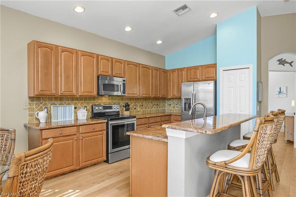 28241 Lisbon CT 3522-5