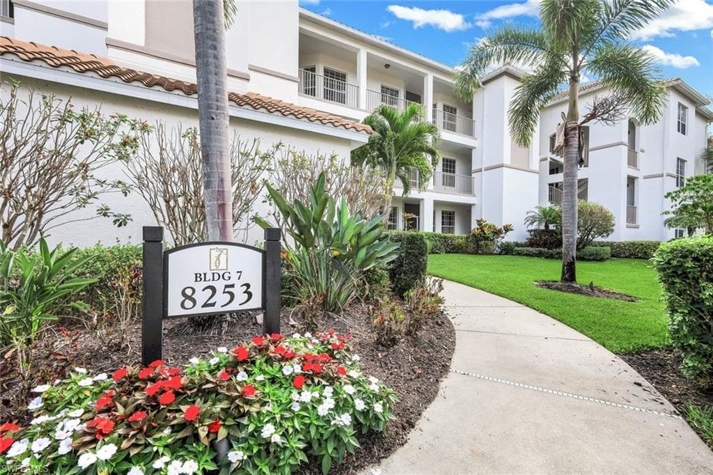 8253 Parkstone PL 206-1