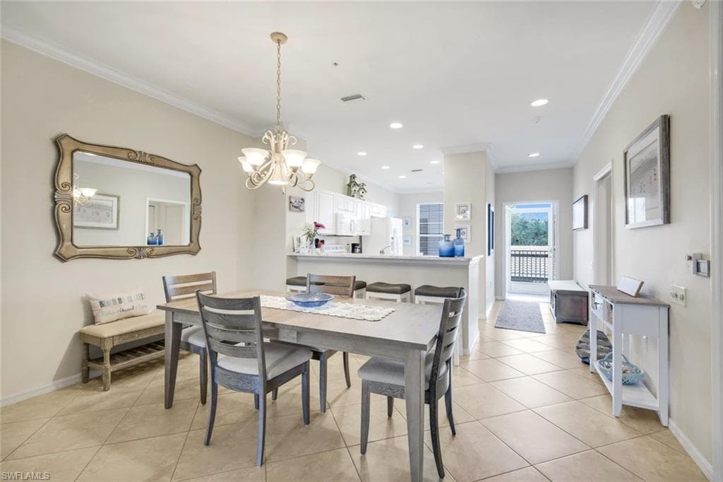 8253 Parkstone PL 206-10