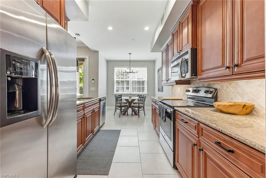 28082 Sosta LN 2-10
