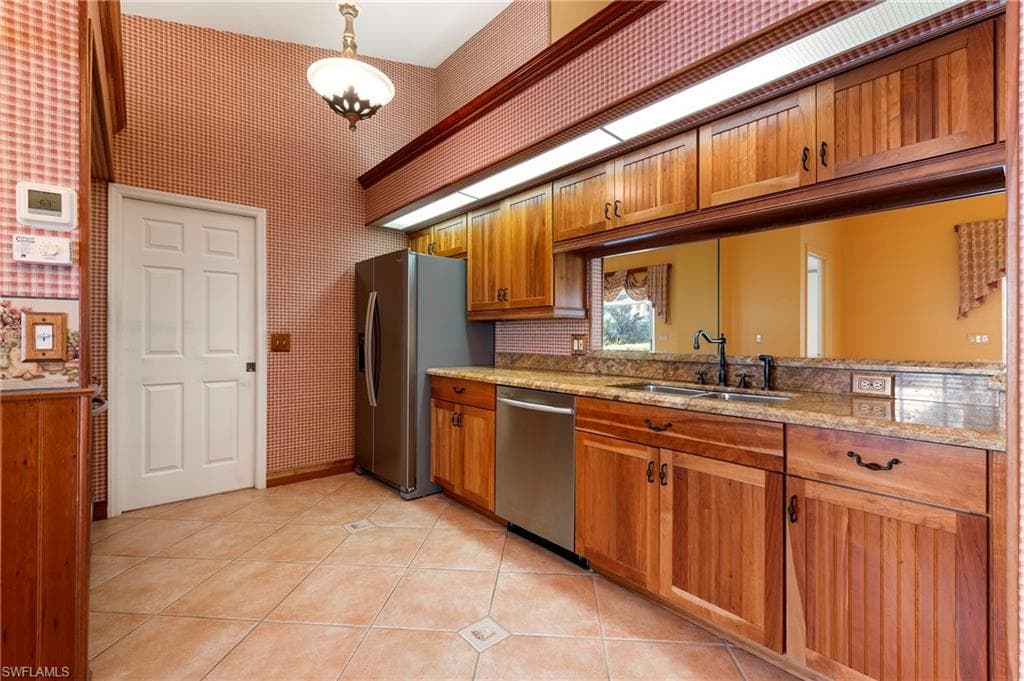 25151 Fairway Dunes CT-5