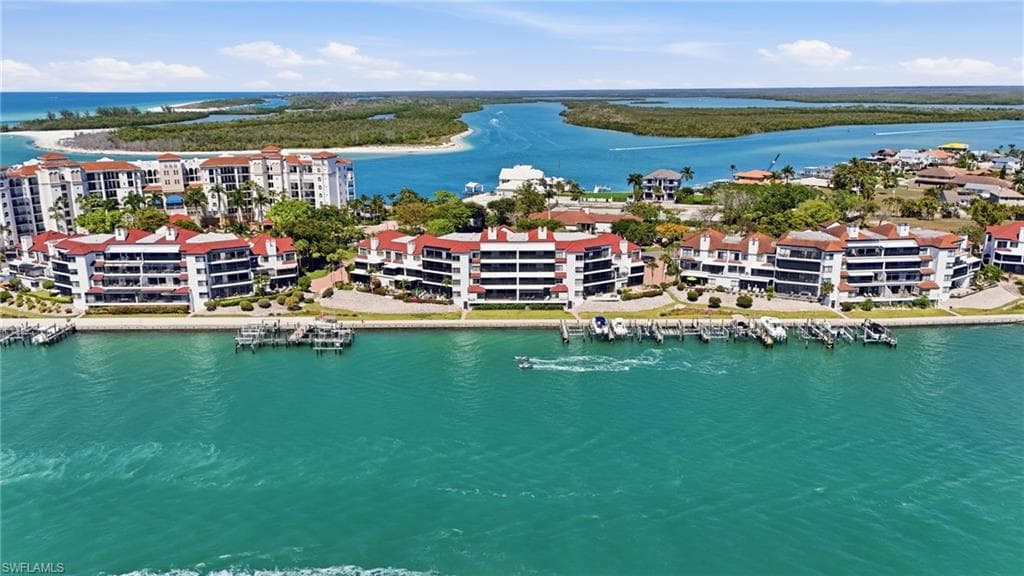 309 La Peninsula BLVD 309-1