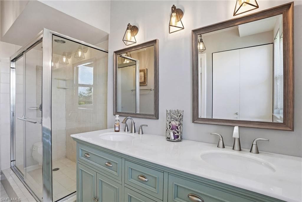 309 La Peninsula BLVD 309-29
