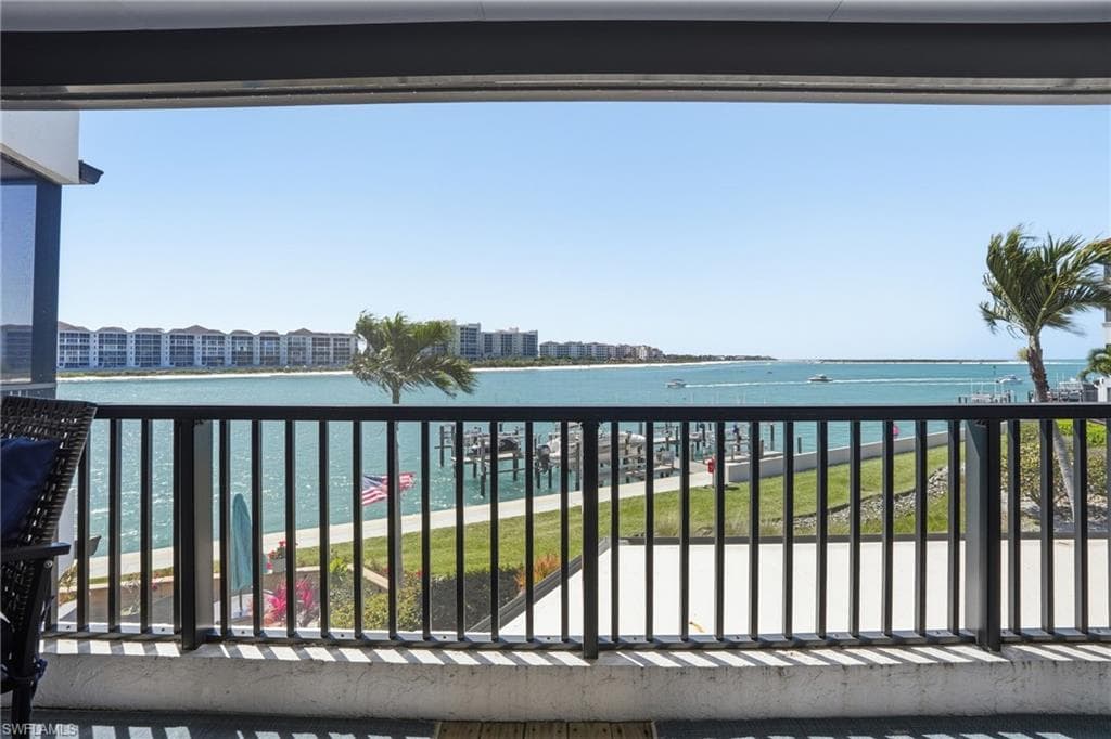 309 La Peninsula BLVD 309-32