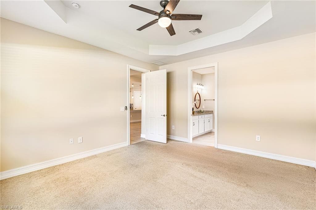 3028 Royal Gardens AVE-30
