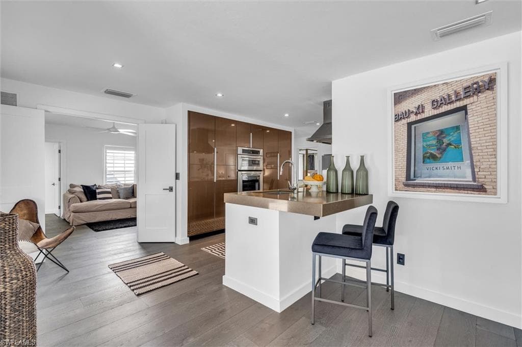 1627 Murex LN-14