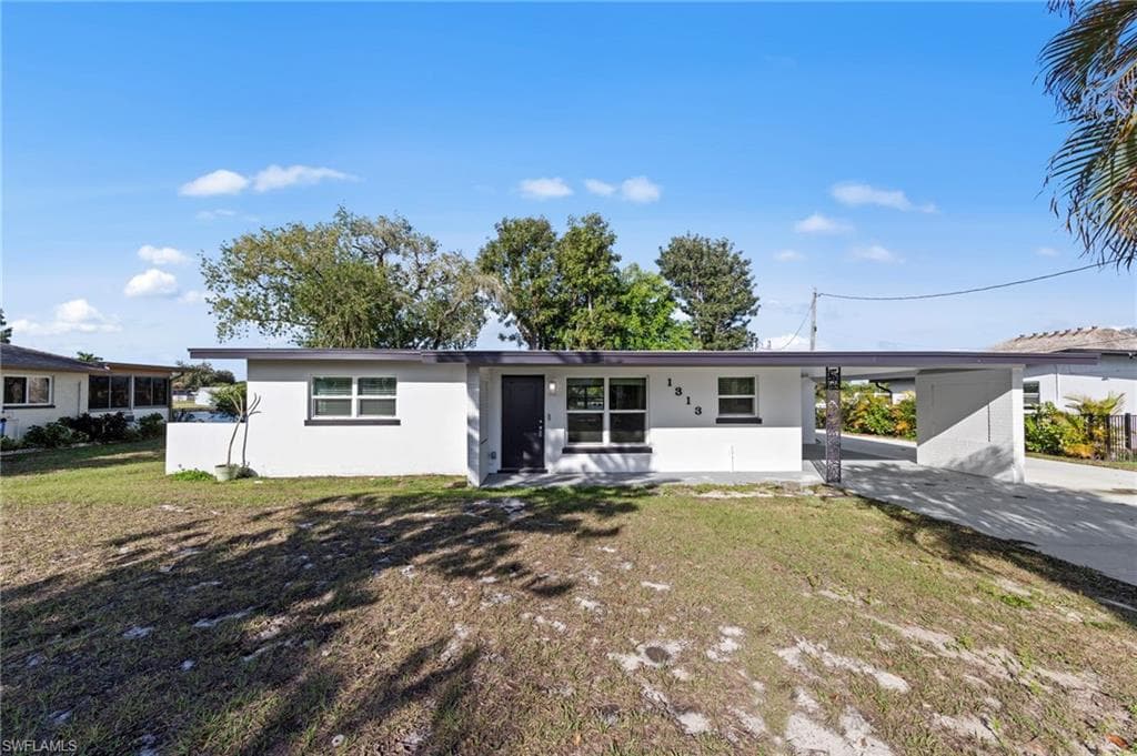 1313 Thompson ST-1