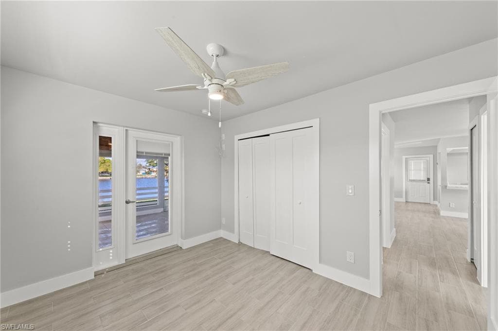 1313 Thompson ST-23